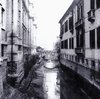 Naviglio Bo_palazzo Romanin Jacur_sfondo ponte Beccherie 1957